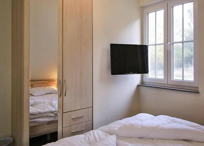 House Nightingale, Glowe